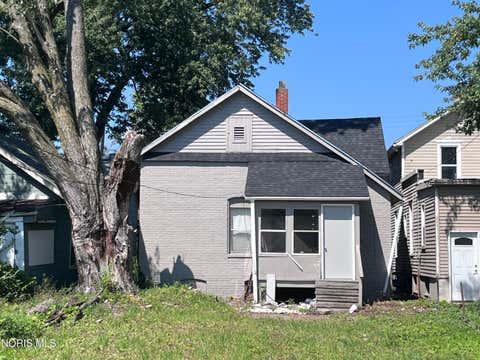 Tiny photo for 713 Thayer Street, Toledo, OH 43609 (MLS # 10011209)