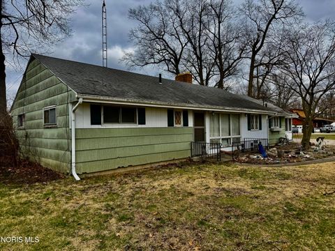 Tiny photo for 7010 Dunn Drive, Holland, OH 43528 (MLS # 10005728)