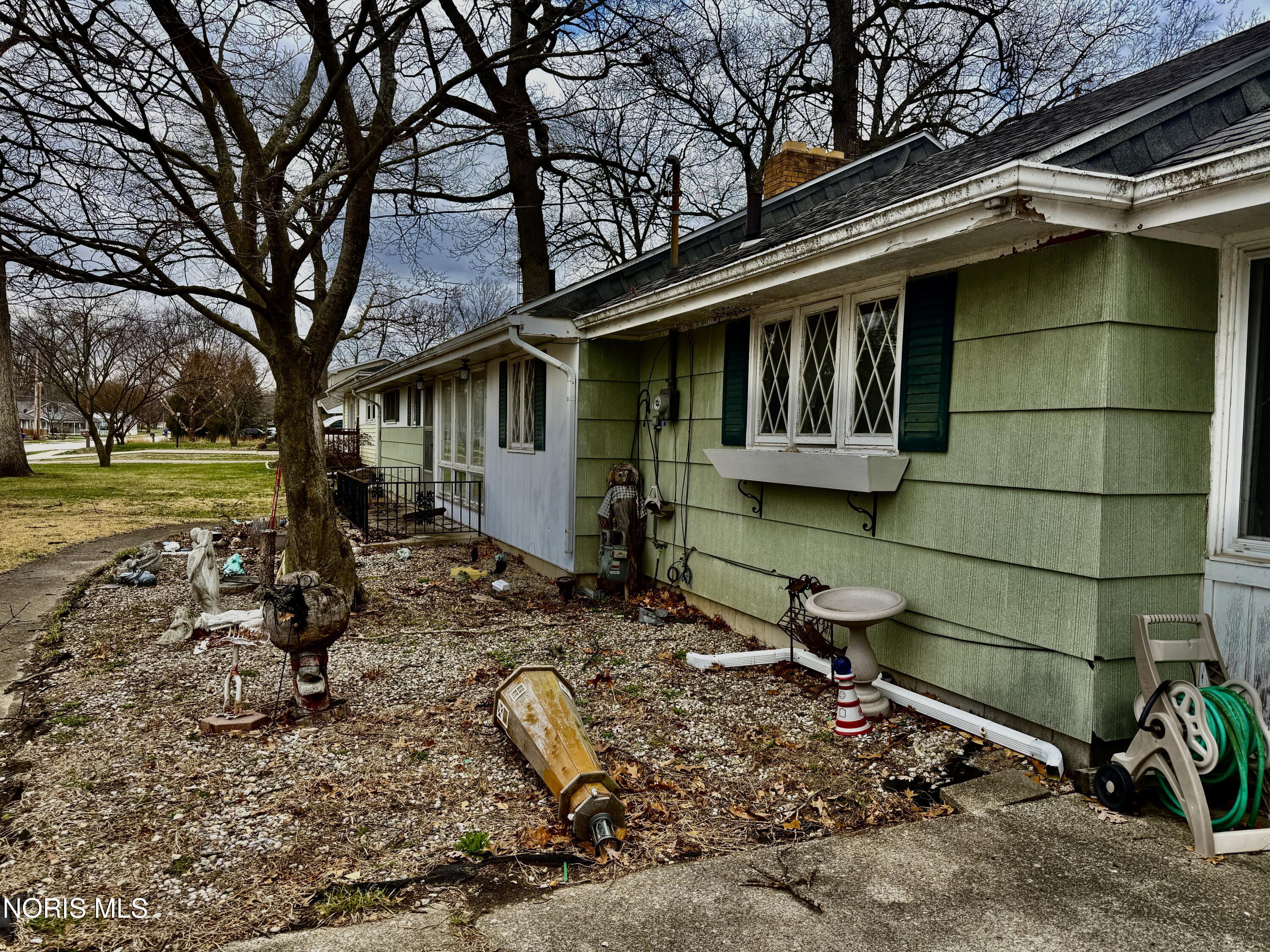 7010 Dunn Drive
