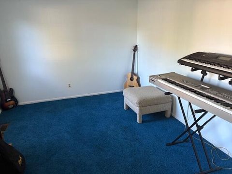 Tiny photo for 4801 Southbridge Road, Toledo, OH 43623 (MLS # 10000065)
