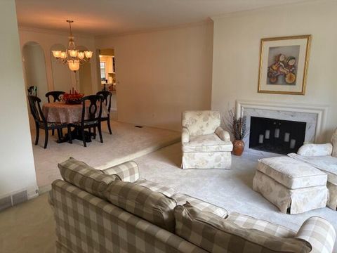 Tiny photo for 4801 Southbridge Road, Toledo, OH 43623 (MLS # 10000065)
