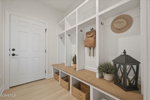 Tiny photo for 8801 Harlow Court, Sylvania, OH 43560 (MLS # 10005385)