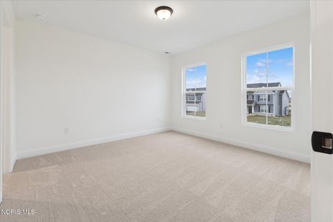 Tiny photo for 8801 Harlow Court, Sylvania, OH 43560 (MLS # 10005385)