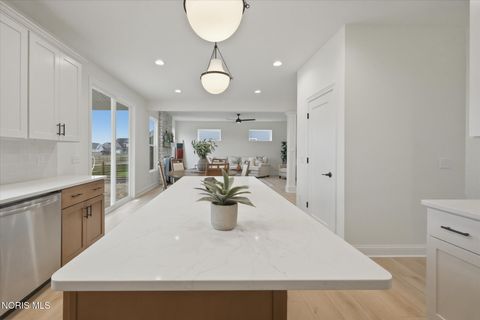 Tiny photo for 8801 Harlow Court, Sylvania, OH 43560 (MLS # 10005385)