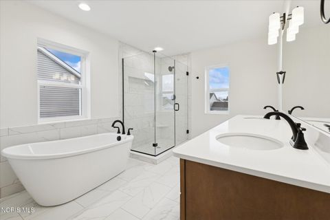 Tiny photo for 8801 Harlow Court, Sylvania, OH 43560 (MLS # 10005385)