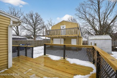Tiny photo for 624 Carlton Street, Toledo, OH 43609 (MLS # 10002854)