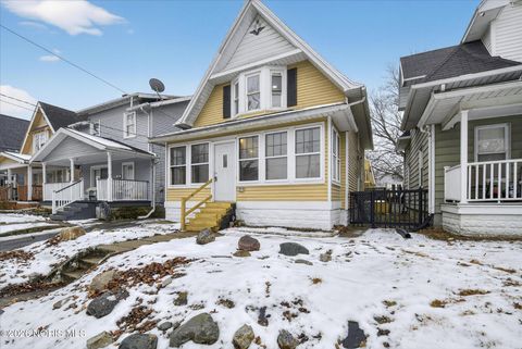 Tiny photo for 624 Carlton Street, Toledo, OH 43609 (MLS # 10002854)