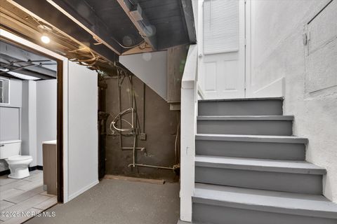 Tiny photo for 624 Carlton Street, Toledo, OH 43609 (MLS # 10002854)