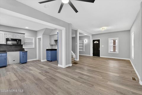 Tiny photo for 624 Carlton Street, Toledo, OH 43609 (MLS # 10002854)