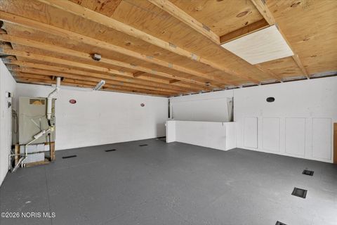 Tiny photo for 624 Carlton Street, Toledo, OH 43609 (MLS # 10002854)