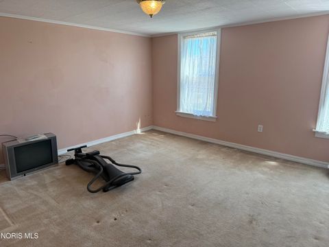 Tiny photo for 204 Short Street, Northwood, OH 43619 (MLS # 10005699)