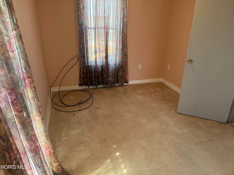 Tiny photo for 204 Short Street, Northwood, OH 43619 (MLS # 10005699)