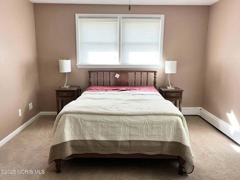 Tiny photo for 822 Bright Road, Findlay, OH 45840 (MLS # 10000215)