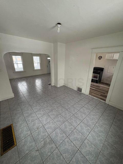 Tiny photo for 1102 Woodward Avenue, Toledo, OH 43608 (MLS # 10003473)