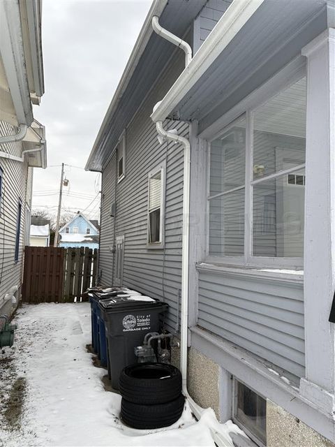 Tiny photo for 1102 Woodward Avenue, Toledo, OH 43608 (MLS # 10003473)