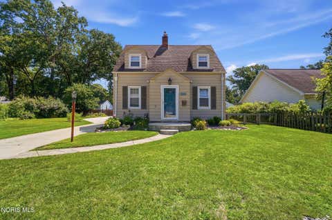 Photo of 4221 Rugby Drive, Toledo, OH 43614 (MLS # 10011385)