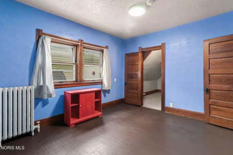 Tiny photo for 711 Boalt Street, Toledo, OH 43609 (MLS # 10011786)