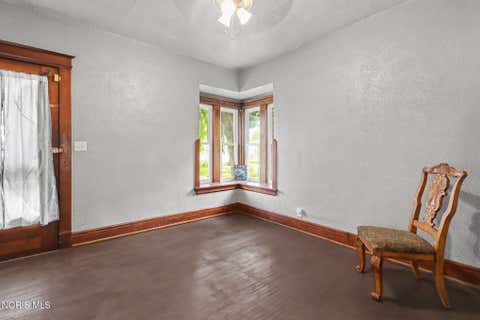 Tiny photo for 711 Boalt Street, Toledo, OH 43609 (MLS # 10011786)