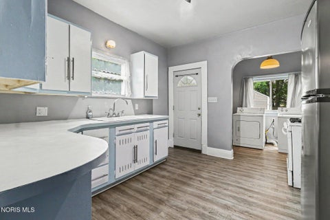 Tiny photo for 711 Boalt Street, Toledo, OH 43609 (MLS # 10011786)