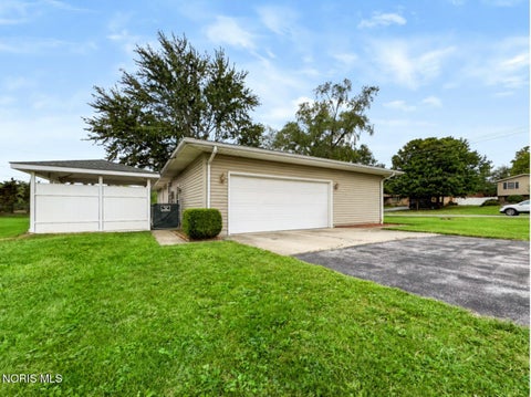Tiny photo for 1001 W Bigelow Avenue, Findlay, OH 45840 (MLS # 10013963)