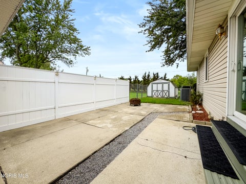Tiny photo for 1001 W Bigelow Avenue, Findlay, OH 45840 (MLS # 10013963)