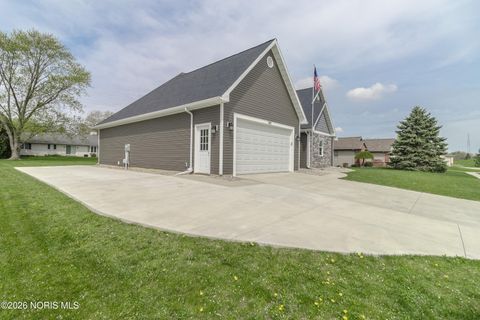 Tiny photo for 749 Parkside Drive, Wauseon, OH 43567 (MLS # 10004026)