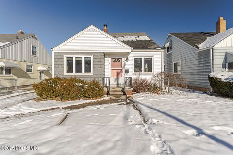 Photo of 2834 Wyndale Road, Toledo, OH 43613 (MLS # 10001974)