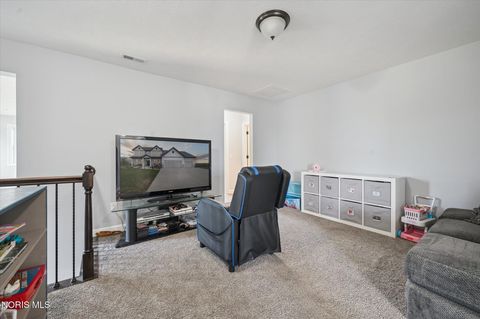 Tiny photo for 9412 Newbury Lane, Whitehouse, OH 43571 (MLS # 10005697)