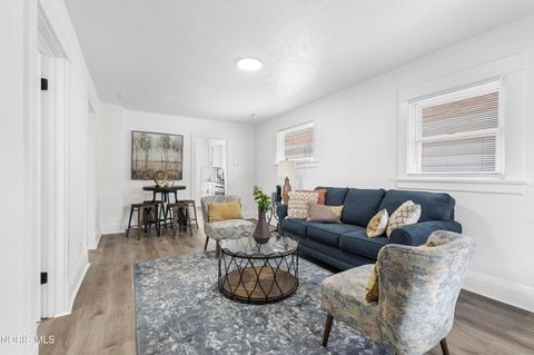 Tiny photo for 1952 Fairfax Road, Toledo, OH 43613 (MLS # 10006221)