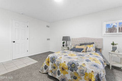 Tiny photo for 1952 Fairfax Road, Toledo, OH 43613 (MLS # 10006221)