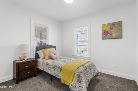 Tiny photo for 1952 Fairfax Road, Toledo, OH 43613 (MLS # 10006221)