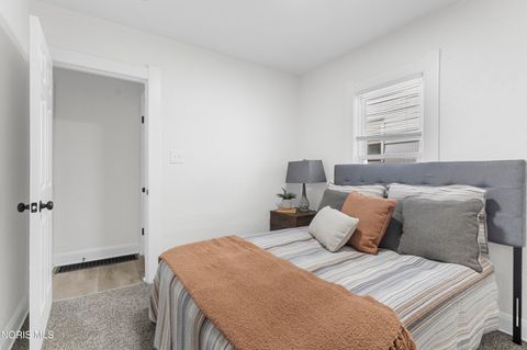 Tiny photo for 1952 Fairfax Road, Toledo, OH 43613 (MLS # 10006221)