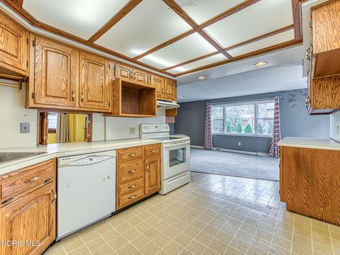 Tiny photo for 2713 Goddard Road, Toledo, OH 43606 (MLS # 10005538)