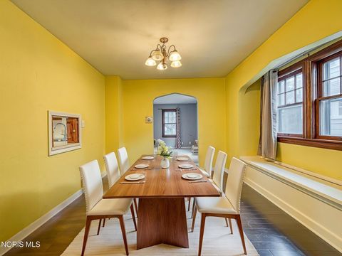 Tiny photo for 2713 Goddard Road, Toledo, OH 43606 (MLS # 10005538)