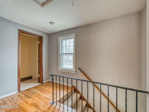 Tiny photo for 2713 Goddard Road, Toledo, OH 43606 (MLS # 10005538)