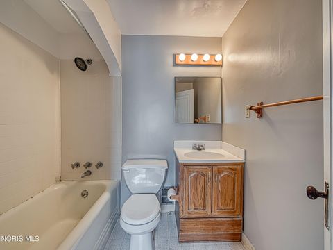 Tiny photo for 2713 Goddard Road, Toledo, OH 43606 (MLS # 10005538)