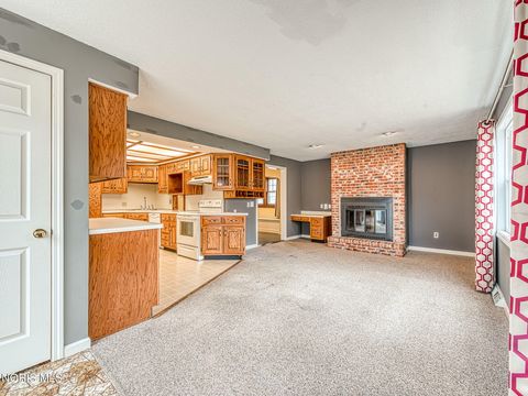 Tiny photo for 2713 Goddard Road, Toledo, OH 43606 (MLS # 10005538)