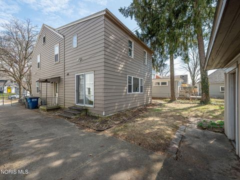 Tiny photo for 2713 Goddard Road, Toledo, OH 43606 (MLS # 10005538)