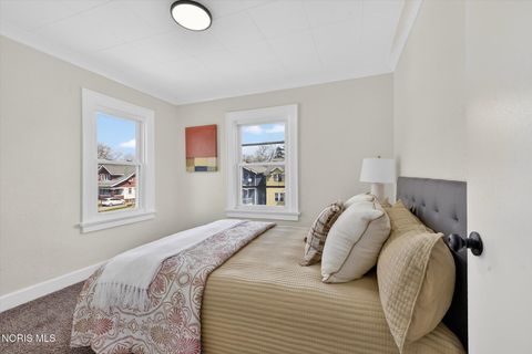 Tiny photo for 3515 Watson Avenue, Toledo, OH 43612 (MLS # 10005970)