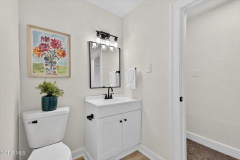 Tiny photo for 3515 Watson Avenue, Toledo, OH 43612 (MLS # 10005970)