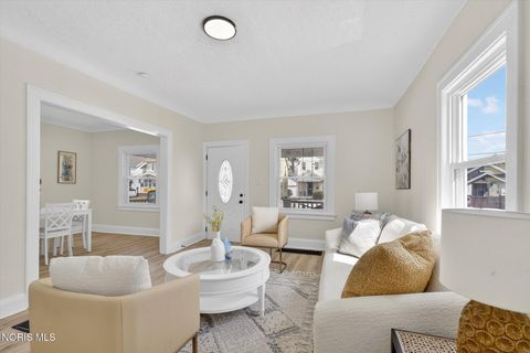 Tiny photo for 3515 Watson Avenue, Toledo, OH 43612 (MLS # 10005970)