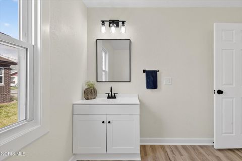 Tiny photo for 3515 Watson Avenue, Toledo, OH 43612 (MLS # 10005970)