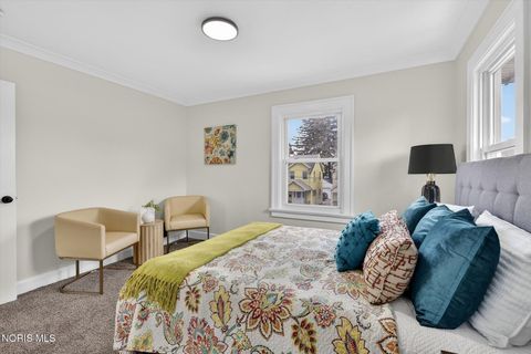 Tiny photo for 3515 Watson Avenue, Toledo, OH 43612 (MLS # 10005970)