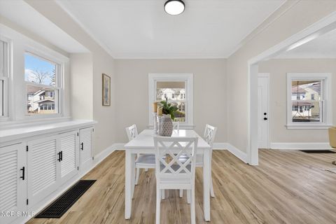 Tiny photo for 3515 Watson Avenue, Toledo, OH 43612 (MLS # 10005970)