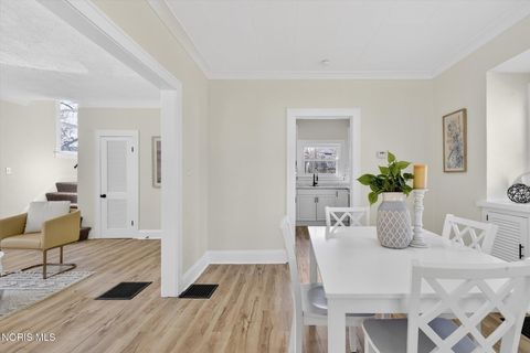 Tiny photo for 3515 Watson Avenue, Toledo, OH 43612 (MLS # 10005970)