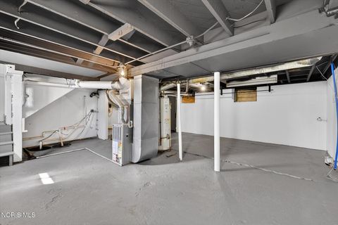 Tiny photo for 3515 Watson Avenue, Toledo, OH 43612 (MLS # 10005970)