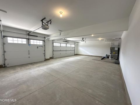 Tiny photo for 15030 Stonebridge Lane, Perrysburg, OH 43551 (MLS # 10006024)