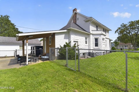 Tiny photo for 437 Marshall Street, Wauseon, OH 43567 (MLS # 10013073)