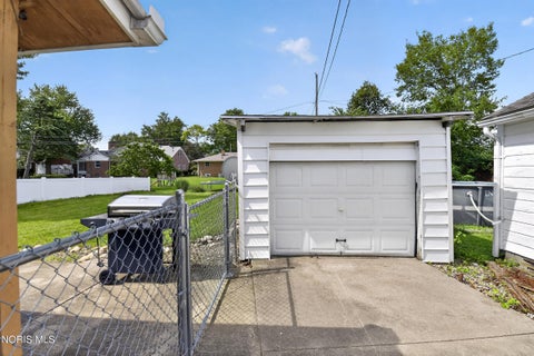 Tiny photo for 437 Marshall Street, Wauseon, OH 43567 (MLS # 10013073)