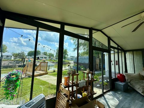 Photo of 2860 W Risingsun Road, Port Clinton, OH 43452 (MLS # 10004277)